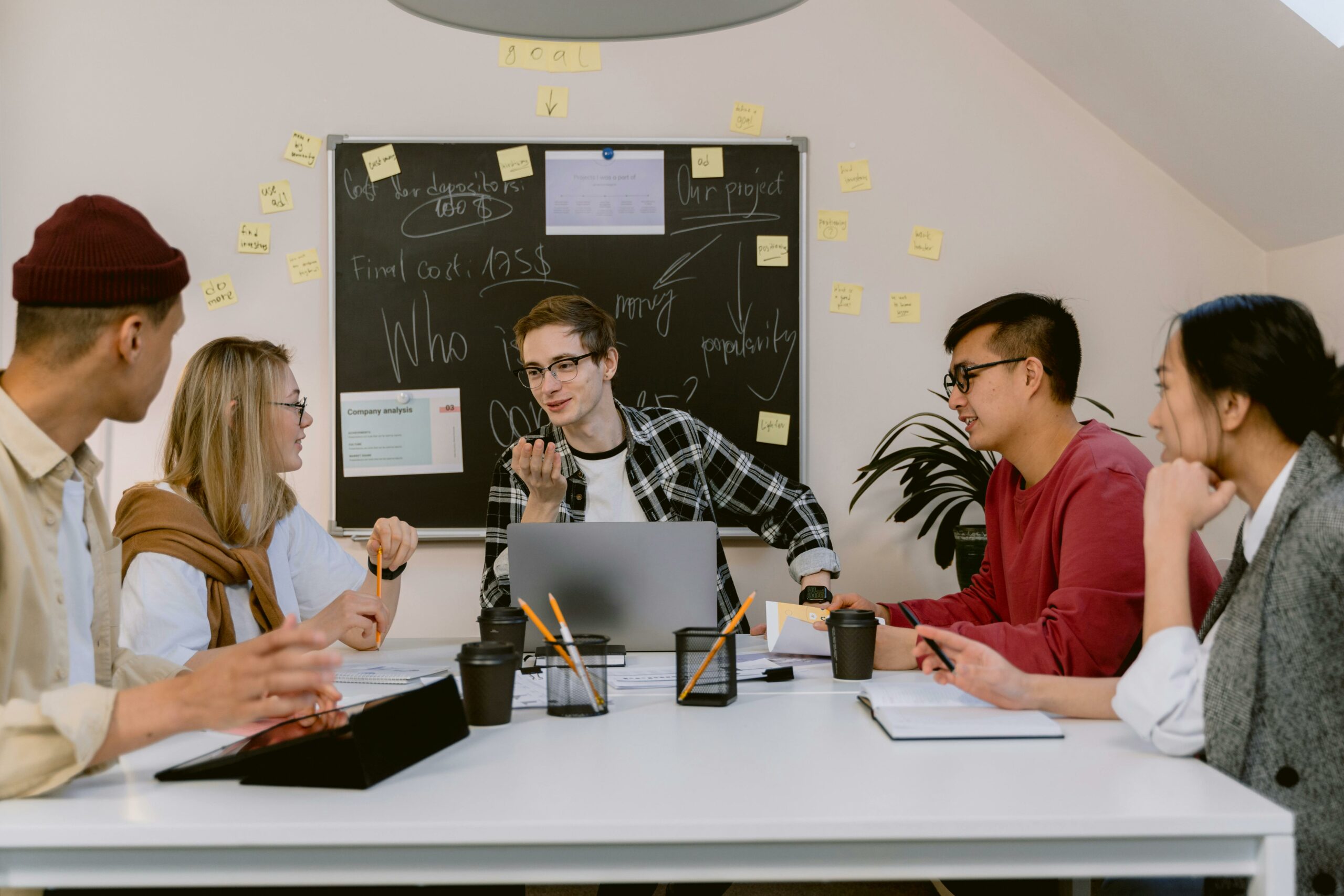 Kick Off Meeting: Der perfekte Start für erfolgreiche Projekte